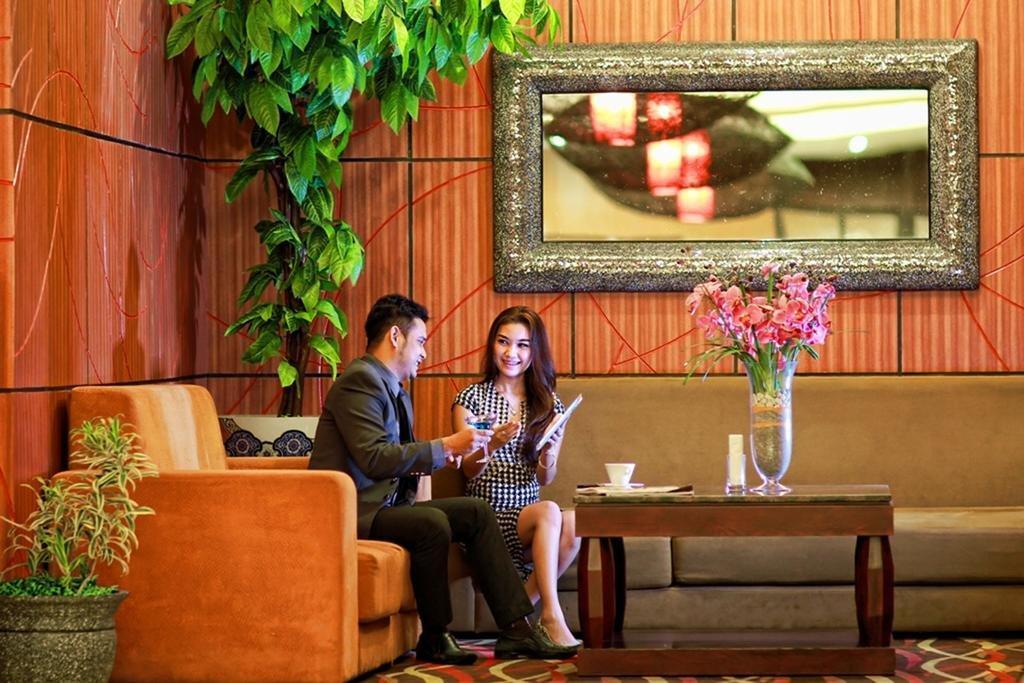 Grand Rocky Hotel Букиттинги Экстерьер фото