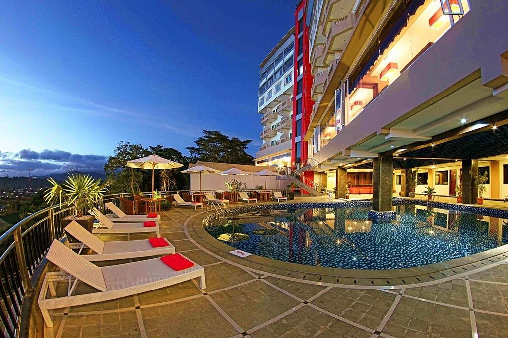 Grand Rocky Hotel Букиттинги Экстерьер фото