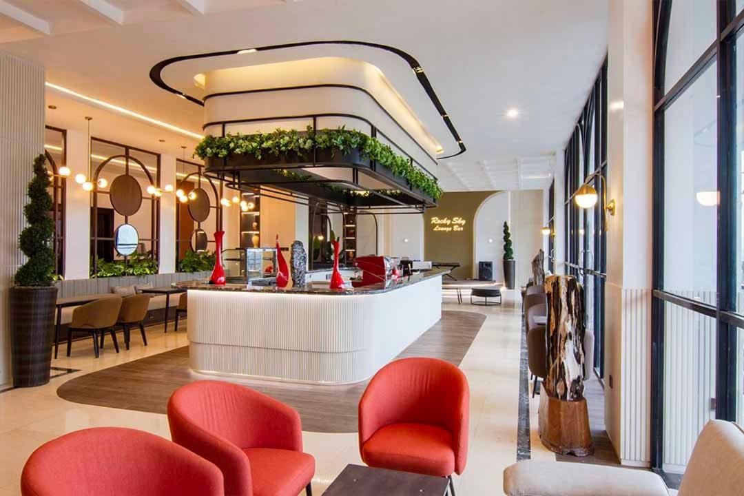 Grand Rocky Hotel Букиттинги Экстерьер фото