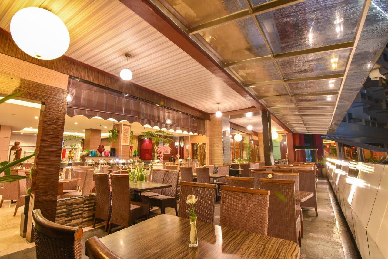 Grand Rocky Hotel Букиттинги Экстерьер фото